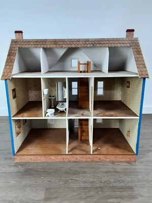 Lot 142 - LARGE DOLL HOUSE