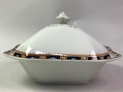 Lot 233 - WOOD & SONS DINNER SERVICE