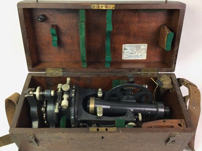 Lot 274 - SURVEYOR'S THEODOLITE