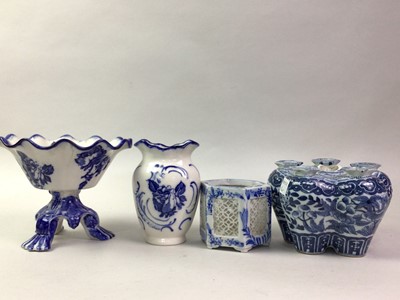 Lot 191 - PAIR OF BLUE AND WHITE STAFFORDSHIRE DOGS