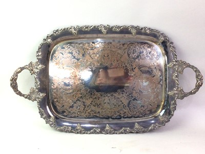 Lot 304 - GROUP OF SILVER PLATED ITEMS
