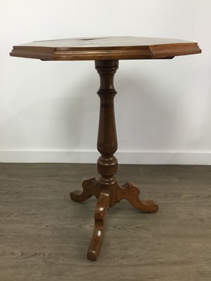 Lot 399 - VICTORIAN CHESS TABLE