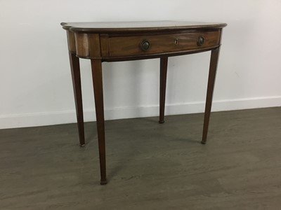 Lot 1324 - REGENCY MAHOGANY SIDE TABLE