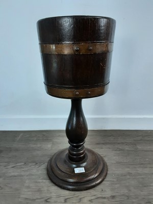 Lot 430 - GROUP OF OAK PLANTERS