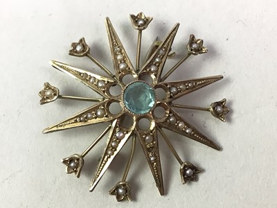 Lot 453 - NINE CARAT SEED PEARL BROOCH