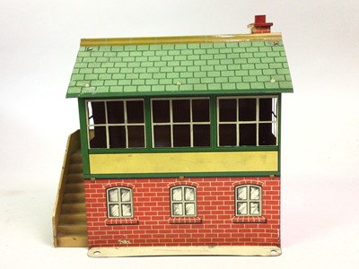 Lot 529 - GROUP OF HORNBY RAILWAY ITEMS