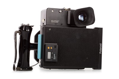 Lot 980 - POLAROID 600 SE CAMERA