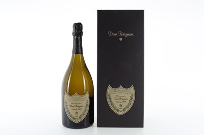 Lot 15 - MOET & CHANDON 2009 CUVEE DOM PERIGNON