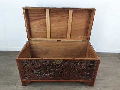 Lot 518 - CHINESE BLANKET CHEST