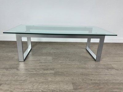 Lot 519 - MODERN GLASS TOPPED COFFEE TABLE