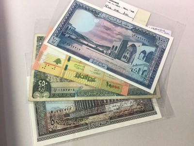 Lot 576 - GROUP OF BANKNOTES