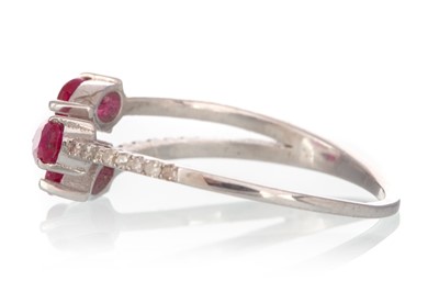 Lot 448 - RUBY AND DIAMOND RING