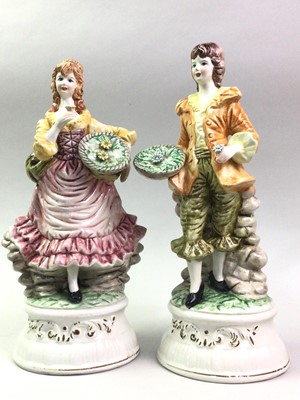 Lot 653 - PAIR OF CONTINENTAL PORCELAIN FIGURES