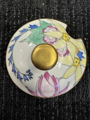 Lot 504 - ELIZABETH MARY WATT (1886-1954), PORCELAIN PRESERVE JAR AND COVER