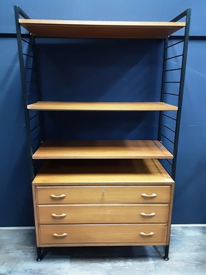 Lot 696 - BAY OF LADDERAX SHELVING