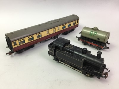 Lot 513 - 00 GAUGE TRIANG LOCOMOTIVE