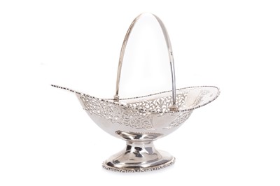 Lot 1020 - EDWARDIAN SILVER CAKE BASKET