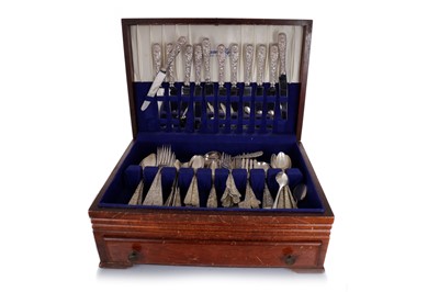 Lot 1032 - SUITE OF AMERICAN STERLING SILVER CUTLERY