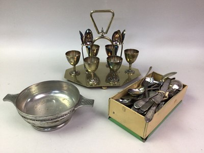 Lot 42 - GROUP OF SILVER PLATED ITEMS