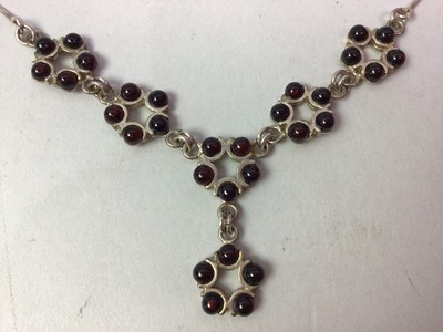 Lot 157 - LIVONIA AMBER NECKLACE