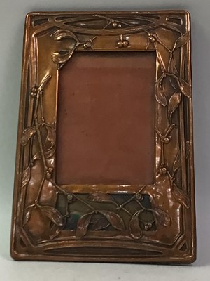 Lot 174 - GROUP OF PHOTOGRAPH FRAMES