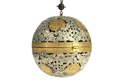 Lot 1478 - CHINESE/TIBETAN WHITE METAL AND BRASS INCENSE HOLDER