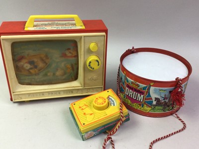 Lot 107 - COLLECTION OF CHILDREN'S EARLY LEARNING TOYS