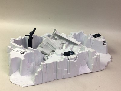 Lot 109 - STAR WARS AT-AT WALKER AND SNOW SPEEDER