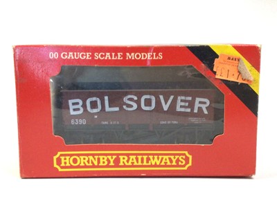 Lot 112 - COLLECTION OF MODEL RAILWAY EQUIPMENT