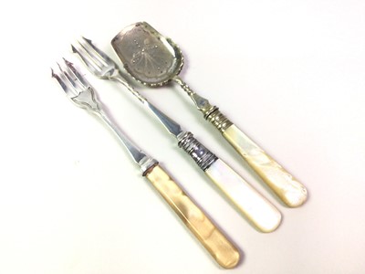 Lot 254 - GROUP OF SILVER PLATED FLATWARE