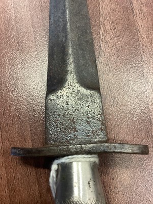 Lot 61 - FAIRBAIRN-SYKES-TYPE  COMMANDO DAGGER