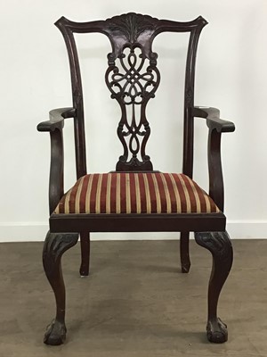 Lot 102 - PAIR OF MAHOGANY CARVER CHAIRS