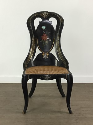 Lot 168 - VICTORIAN PAPIER MÂCHÉ CHAIR