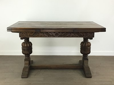 Lot 171 - OAK EXTENDING REFECTORY DINING TABLE