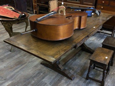 Lot 171 - OAK EXTENDING REFECTORY DINING TABLE
