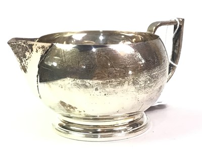 Lot 587 - GROUP OF SILVER ITEMS