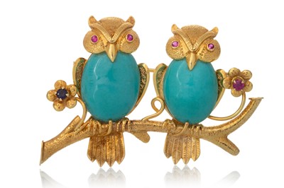 Lot 485 - TURQUOISE OWL BROOCH