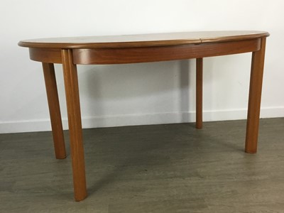 Lot 497 - MORRIS OF GLASGOW TEAK EXTENDING DINING TABLE