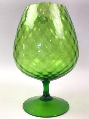 Lot 515 - GROUP OF GLASSWARE