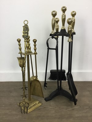 Lot 583 - GROUP OF BRASSWARE