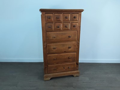 Lot 582 - PINE CHEST