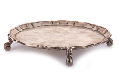 Lot 1126 - GEORGE V SILVER CARD TRAY