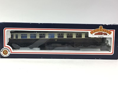 Lot 673 - GROUP OF VARIOUS MODEL RAILWAY ITEMS