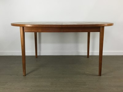 Lot 554 - ARNE HOVMAND-OLSEN FOR MOGENS KOLD, SET OF SIX TEAK DINING CHAIRS