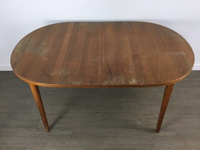 Lot 554 - ARNE HOVMAND-OLSEN FOR MOGENS KOLD, SET OF SIX TEAK DINING CHAIRS