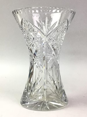 Lot 760 - GROUP OF GLASSWARE