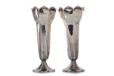 Lot 1133 - PAIR OF EDWARDIAN SILVER VASES