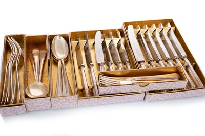 Lot 1135 - ELIZABETH II  SILVER CUTLERY SET