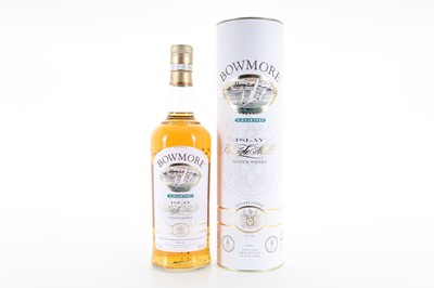 Lot 64 - BOWMORE LEGEND