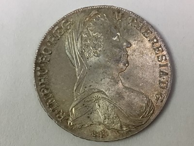Lot 49 - GROUP OF COINS